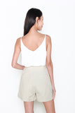 Laura Shorts in Wheat