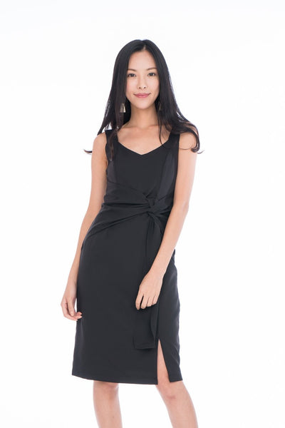 Maia Knot Tie Midi in Black