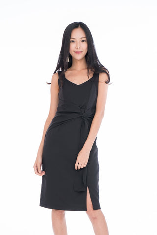 Maia Knot Tie Midi in Black