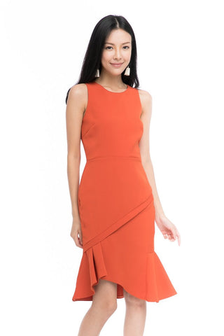 Julyne Tiered Fluted Hem Midi in Orange