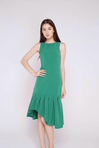 Dyana Assymetrical Mermaid Bottom Midi Shift in Emerald Green
