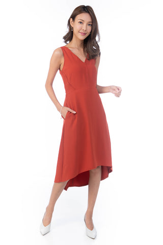 Gen v neck Side Detail Diphem Dress in Rust